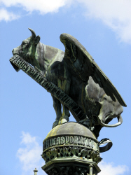 aug-9.jpg (166326 Byte)